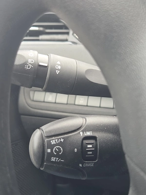 Peugeot 208 |1.0 benzina|  Garanție 12 luni| Înmatriculat |105.820 km| - imagine 10