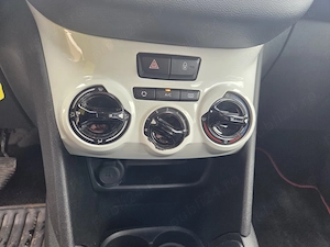 Peugeot 208 |1.0 benzina|  Garanție 12 luni| Înmatriculat |105.820 km| - imagine 9