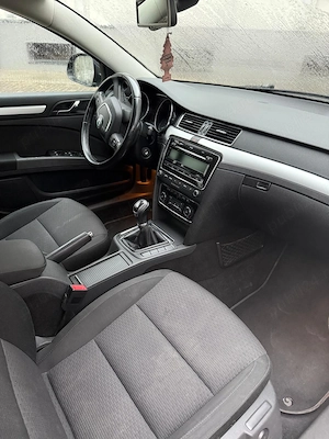 Skoda superb 2L tdi - imagine 8