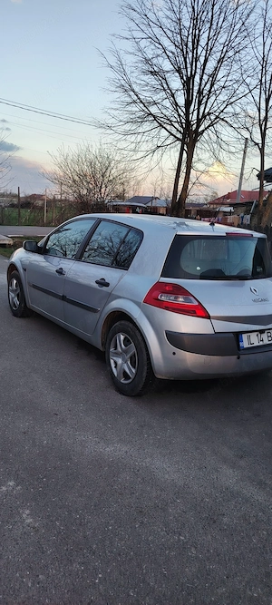 Când Renault megan ll 1.6 16v an 2007 AC funcțional senzori parcare  - imagine 3