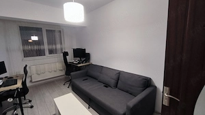 Inchiriez ap 2 camere decomandat si loc parcare - imagine 7