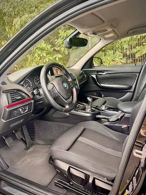 BMW Seria 1 116d Sport Line - imagine 3