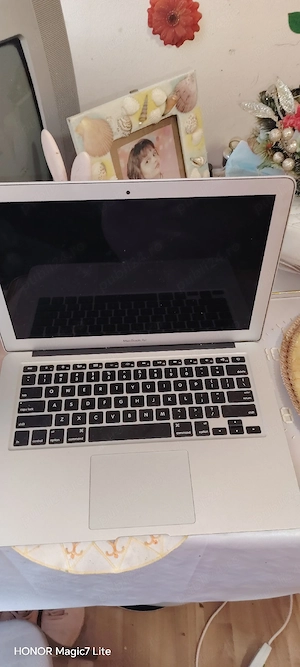 MacBook Air 13 nou URGENT 