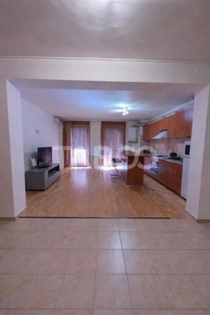 De vanzare apartament 3 camere Buna Ziua zona retrasa - imagine 3