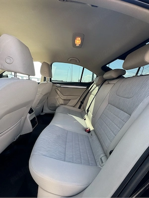 Skoda Octavia - imagine 4