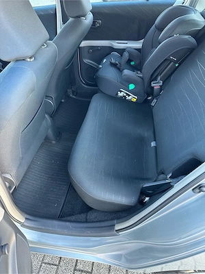 Toyota yaris 1.4 D-4D 80.000km - imagine 3