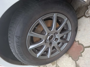 Vînt roți complete W ,jante aliaj cu amvelope de vara 195/65 r 15