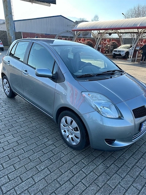 Toyota yaris 1.4 D-4D 80.000km - imagine 2