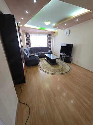 Proprietar inchiriez 4 camere Mosilor