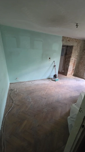 Apartament cu 4 camere