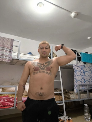 Ucrainean cu o dotare generoasă, te fac fericită, orgasme multiple.