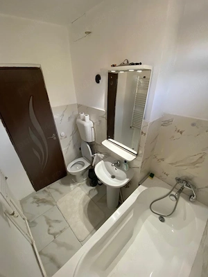 Vând apartament cu 3 camere   - imagine 4
