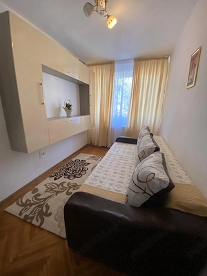 Vând apartament cu 3 camere   - imagine 3