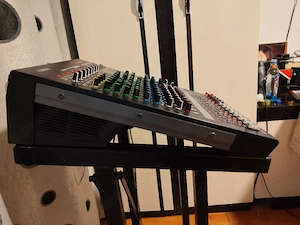 mixer Yamaha MGP12X