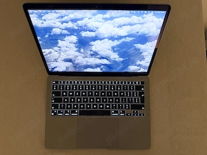 MacBook Air - cu M1 - 256 GB - stare perfectă