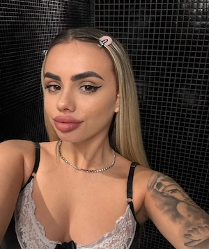 Bunaa dornica sa te rasfat cu drag     te astept pe Whatsapp - imagine 3