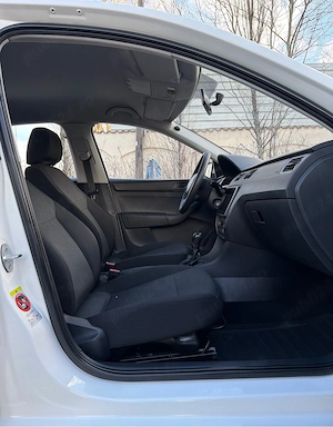 Skoda Rapid Ambition 2013 Cu Doar 70.000KM Unic Propietar Euro 5 GPL Tomasetto 1.2TSI 105 CP - imagine 3