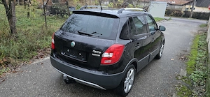 Skoda fabia Scout 1.2Tsi 130.000km clima automata etc - imagine 3