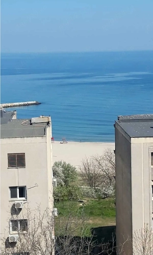 Apartament central 3 camere cu vedere spre mare 