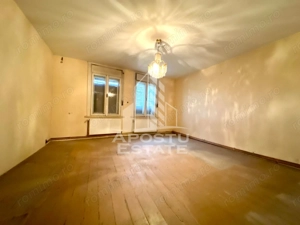 Casa Individuala de vanzare situata in localitatea Utvin