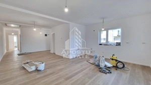 Jumatate de duplex de vanzare, pe parter, cu 3 camere si 2 bai, Sag, Timis - imagine 6