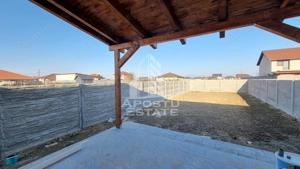 Jumatate de duplex de vanzare, pe parter, cu 3 camere si 2 bai, Sag, Timis - imagine 11