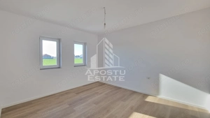 Jumatate de duplex de vanzare, pe parter, cu 3 camere si 2 bai, Sag, Timis - imagine 2