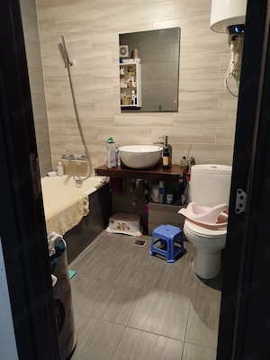 Oferta apartament 2 camere, decomandat, Rahova - imagine 3