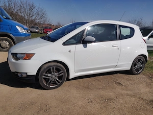 Mitsubishi Colt 2012 1.3 benzina 95CP EURO 5