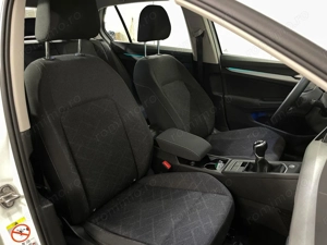 Volkswagen Golf - imagine 10