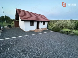 Casa de vacanta cu teren de 2344 mp - zona Nadas - imagine 2