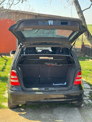 Mercedes-Benz A-Class (A160) - imagine 8