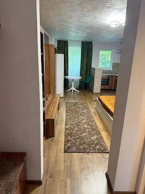 Inchiriez garsoniera langa metrou - imagine 5