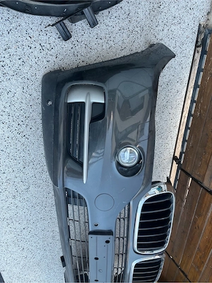 Bara fata BMW X5 F15 - imagine 5