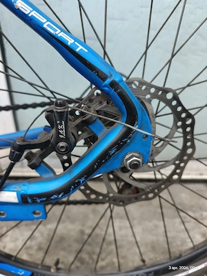 vand bicicleta pret 650 lei 