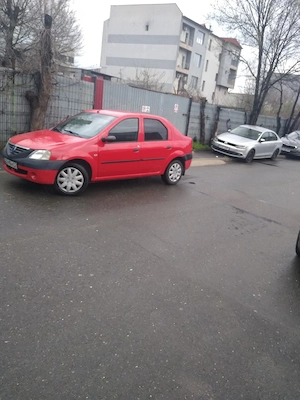 vând Dacia Logan motor de 1 4 benzina gpl consum mic acte valabile