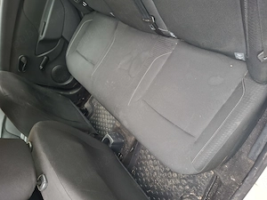 Vand dacia logan  tva deductibil