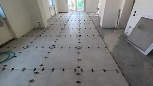 Sunt faianțar zugrav amenajez interioare și exterioare 