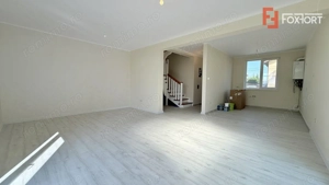 Duplex de vanzare, 4 camere - curent trifazic Giroc - ESO