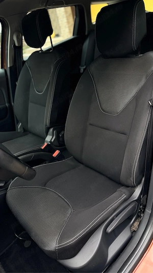           Renault Clio 1.5dci Bussines Eco2 E5 recent import 256800 km reali cu carte service și doc - imagine 9