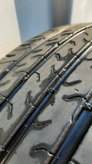 Anvelope Vara CONTINENTAL ContiEcoContact 215 55 18 (DOT 4518 – profil 6mm) – 100 lei