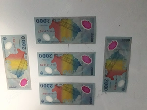 Vand bancnote 2000 cu eclipsa, 5 bucati , noi!!!