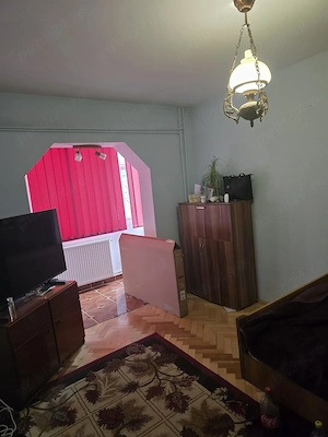 Apartament 3 camere Dorobantilor etaj 1 bloc izolat termic Garaj sub bloc si boxa in C.F. 2 balcoane - imagine 13