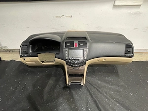 Bord, plansa bord  Honda Accord bej crem - imagine 4