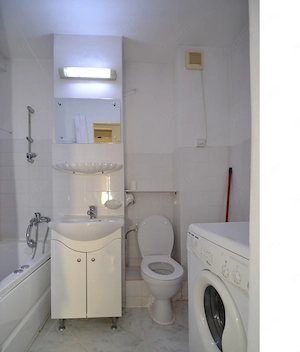 ap. 2 camere, decomandat, zona Circumvalatiunii-Kaufland, 250 eu - imagine 8