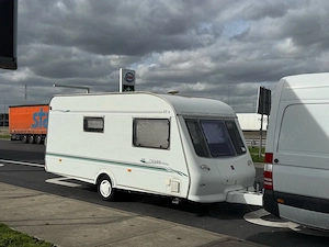 rulota crown 2001 1250 kg mma