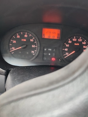 vând Dacia Logan motor de 1 4 benzina gpl acte valabile  - imagine 3