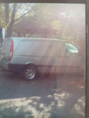 Vand Mercedes Benz Vito CDI 111 autoutilitară  fab 2010 - imagine 4