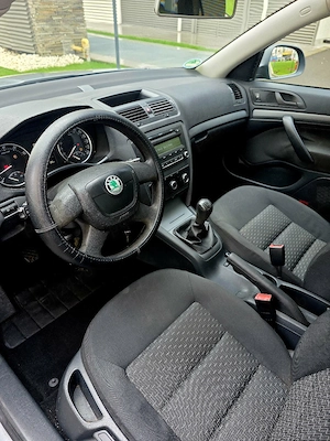 Skoda Octavia 2012 Benzină Impecabilă - imagine 8