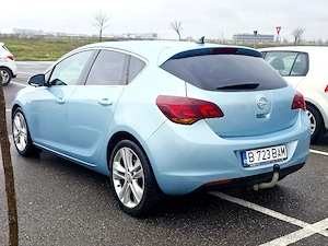 Opel Astra J 2011 1.7cdti Sport Paket Full - imagine 2